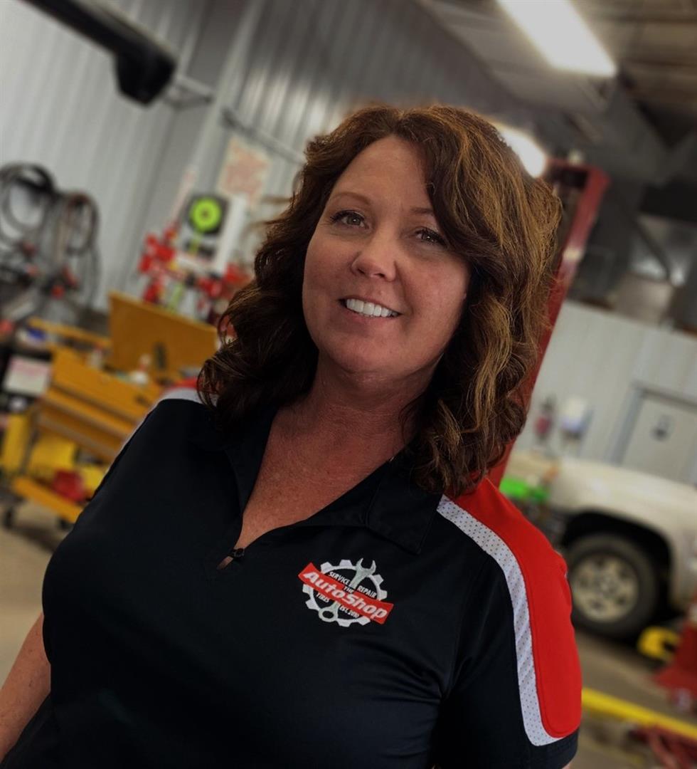 Kelley Crawford | Auto Team in Jefferson City, MO | The Auto Shop